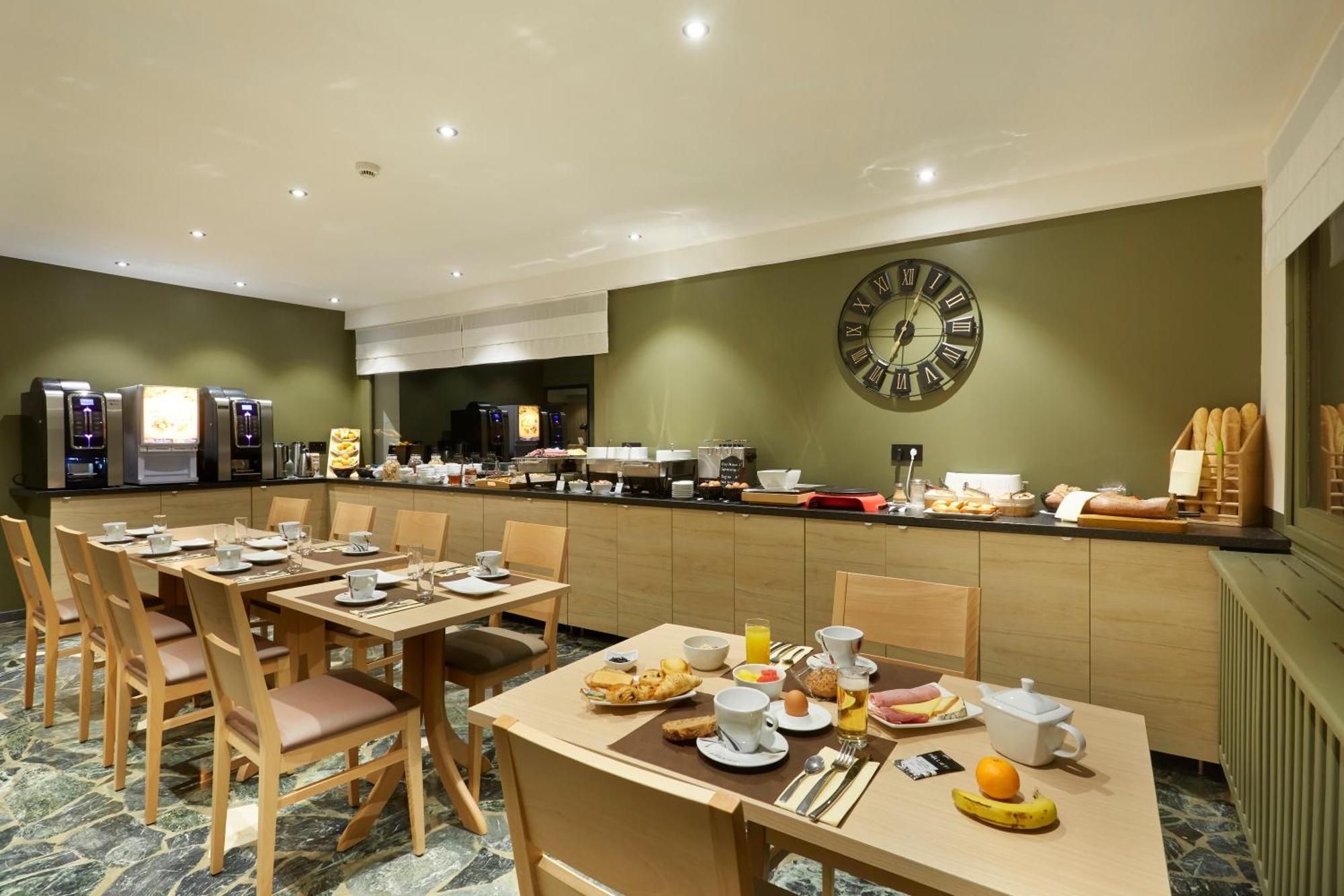 Hotel Eliova L'Eau Vive Chatel Ngoại thất bức ảnh