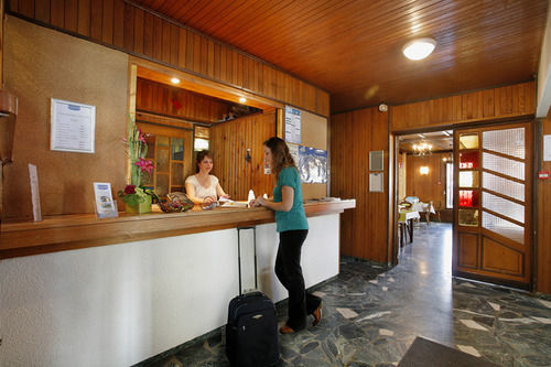 Hotel Eliova L'Eau Vive Chatel Ngoại thất bức ảnh